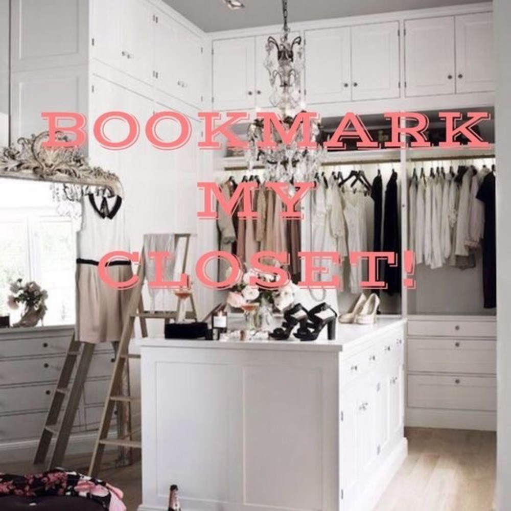 Bookmark my closet 💕